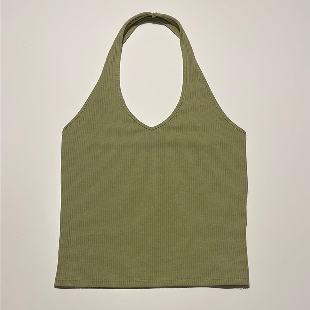 ꕥ Sage Green Ribbed Halter Top ꕥ